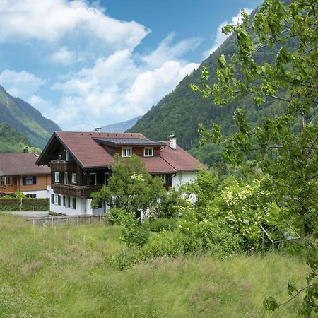 Holiday Home Near Ski Resort In St Gallenkirch Sankt Gallenkirch Exterior photo